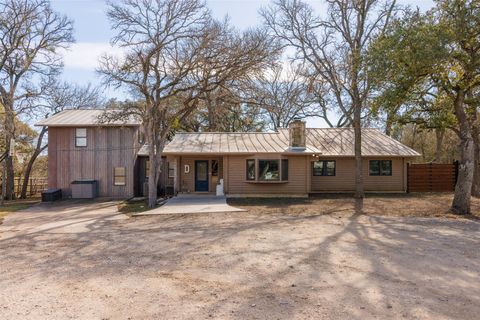 Photo of 301 Green Acres DR, Wimberley, TX 78676 (MLS # 3426932)
