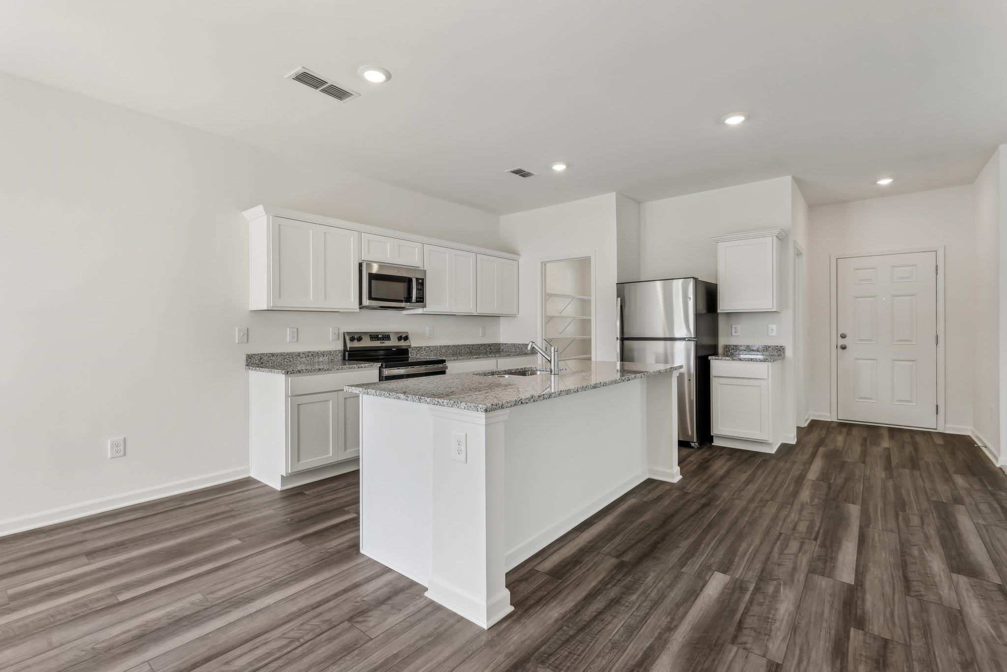 112 Mullen WAY