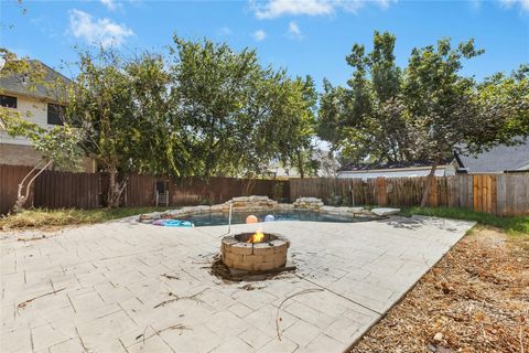 Tiny photo for 401 Applewood DR, Pflugerville, TX 78660 (MLS # 5864923)