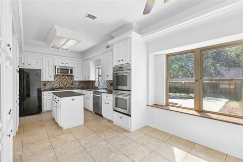 Tiny photo for 401 Applewood DR, Pflugerville, TX 78660 (MLS # 5864923)