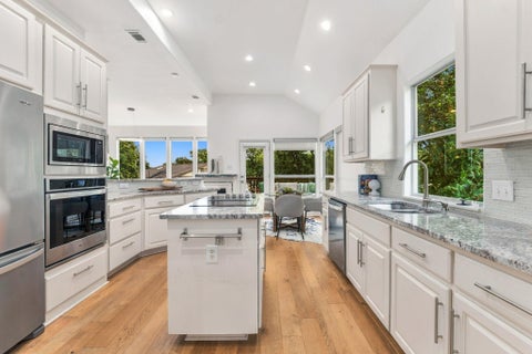 Tiny photo for 110 Cross Creek CRK, Lakeway, TX 78734 (MLS # 1399188)