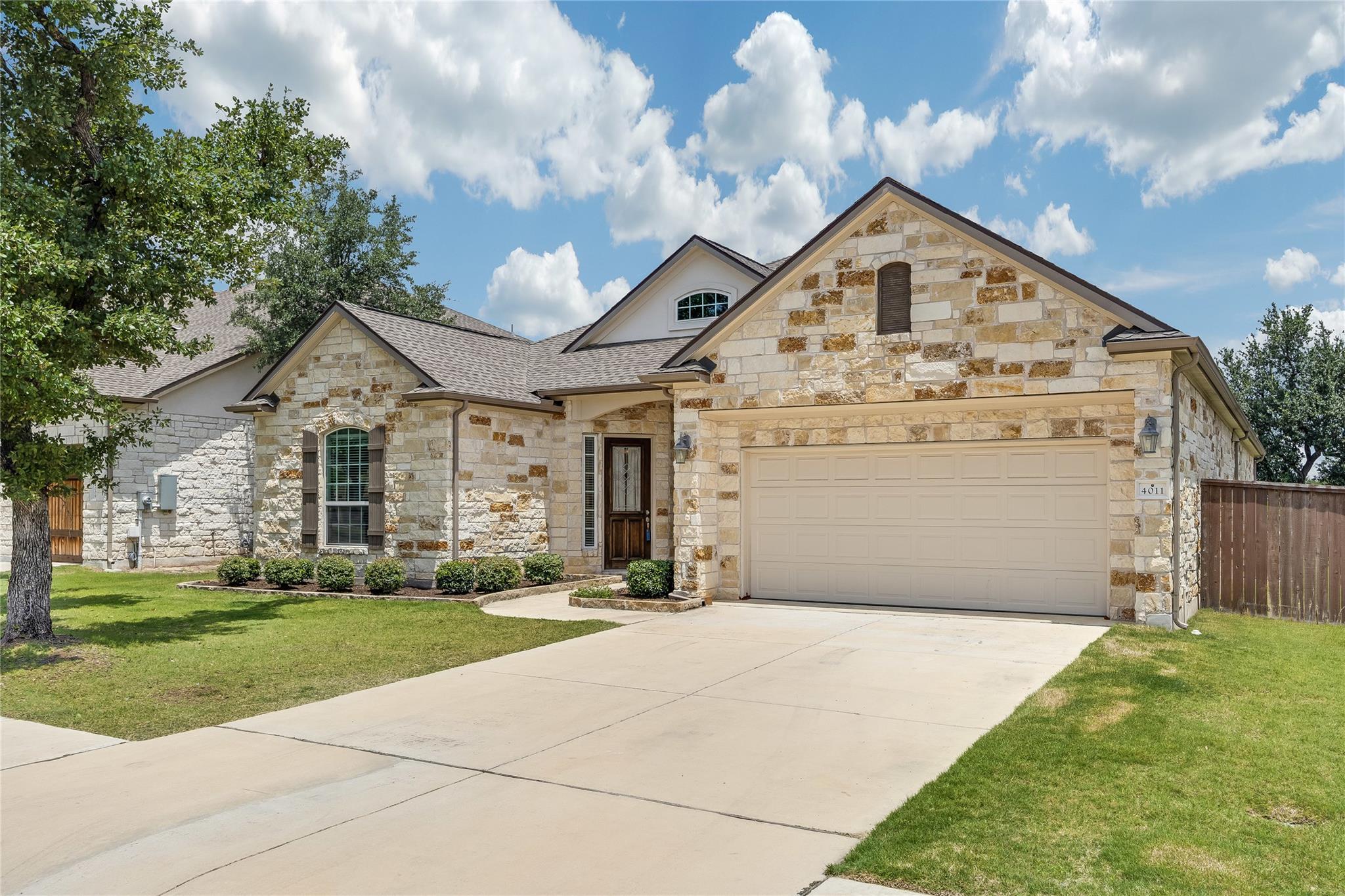 4011 Logan Ridge DR