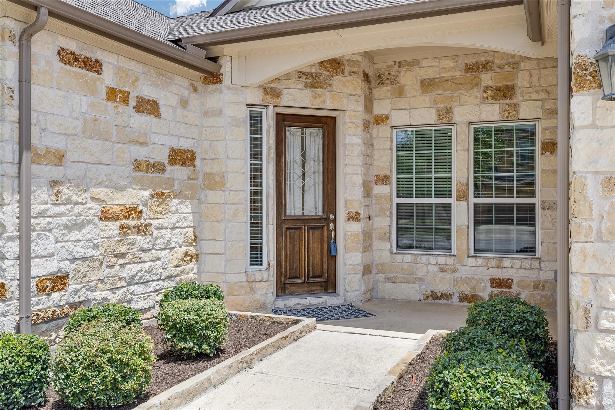 4011 Logan Ridge DR