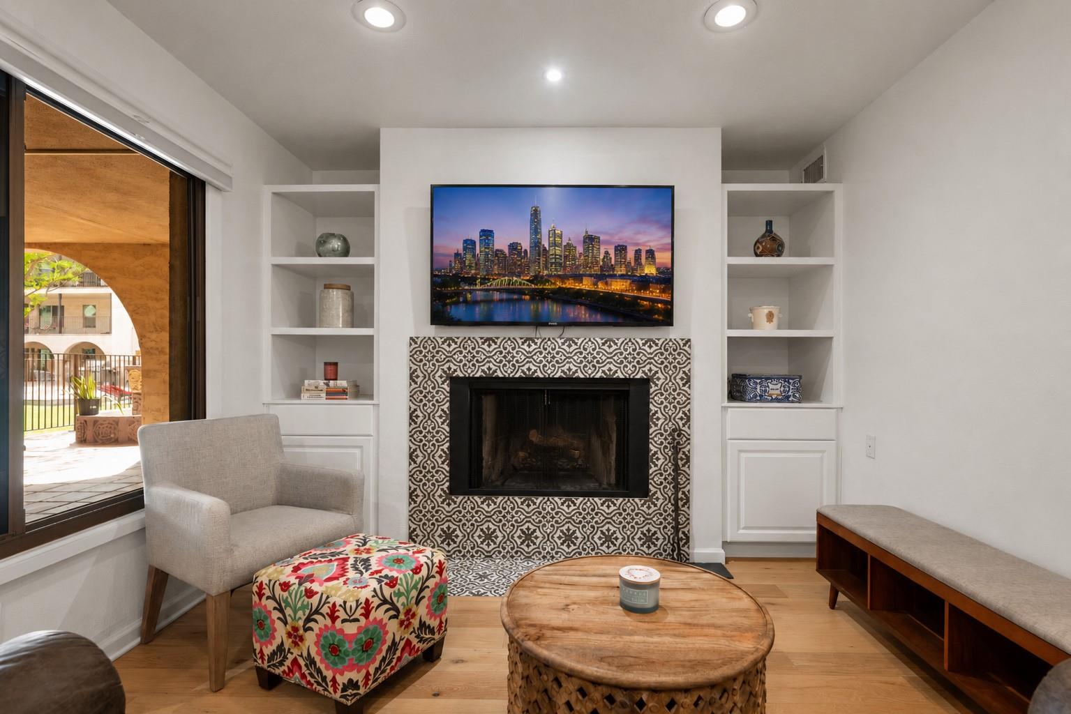 505 W 7th ST 113