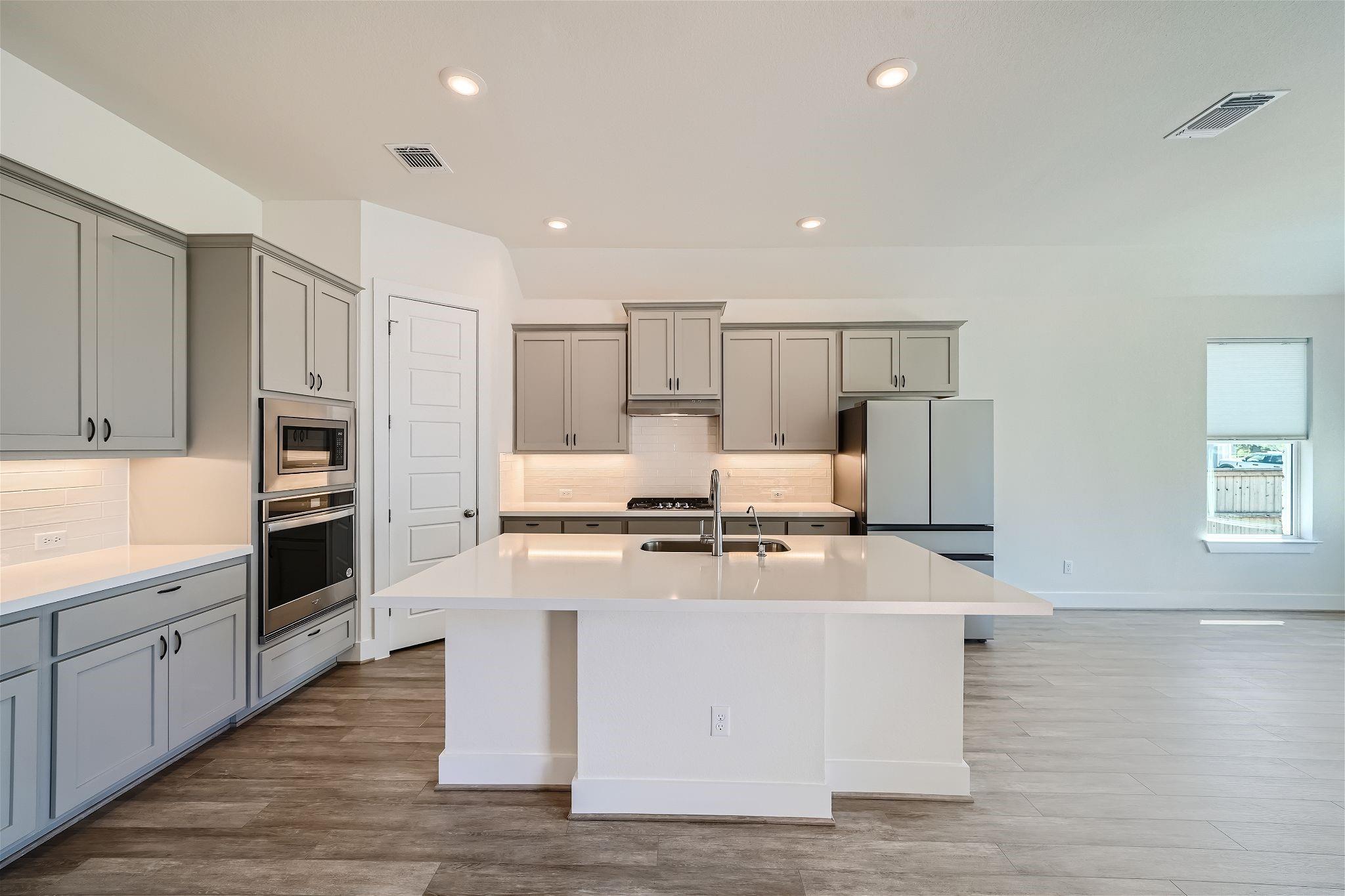 Bastrop, Texas 78602, United States, 4 Bedrooms Bedrooms, ,3 BathroomsBathrooms,Residential,Pending,61269