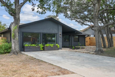Tiny photo for 7000 Shadywood DR, Austin, TX 78745 (MLS # 7040037)