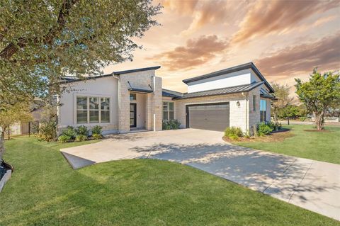 Photo of 802 Serene Estates DR, Austin, TX 78738 (MLS # 8748731)