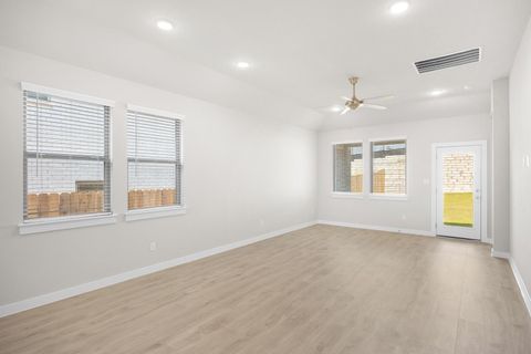 Tiny photo for 8010 Shining Flor RUN, Lago Vista, TX 78645 (MLS # 7711447)