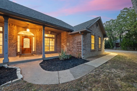 Photo of 182 Elm Wood DR, Elgin, TX 78621 (MLS # 8531378)
