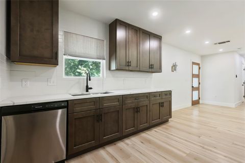 Tiny photo for 10410 Quail Ridge DR, Austin, TX 78758 (MLS # 6707740)