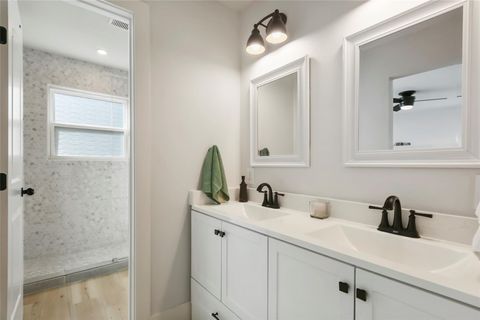 Tiny photo for 10410 Quail Ridge DR, Austin, TX 78758 (MLS # 6707740)