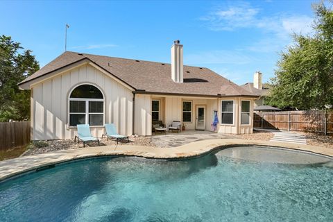 Photo of 7 Redwood CIR, Wimberley, TX 78676 (MLS # 5684312)