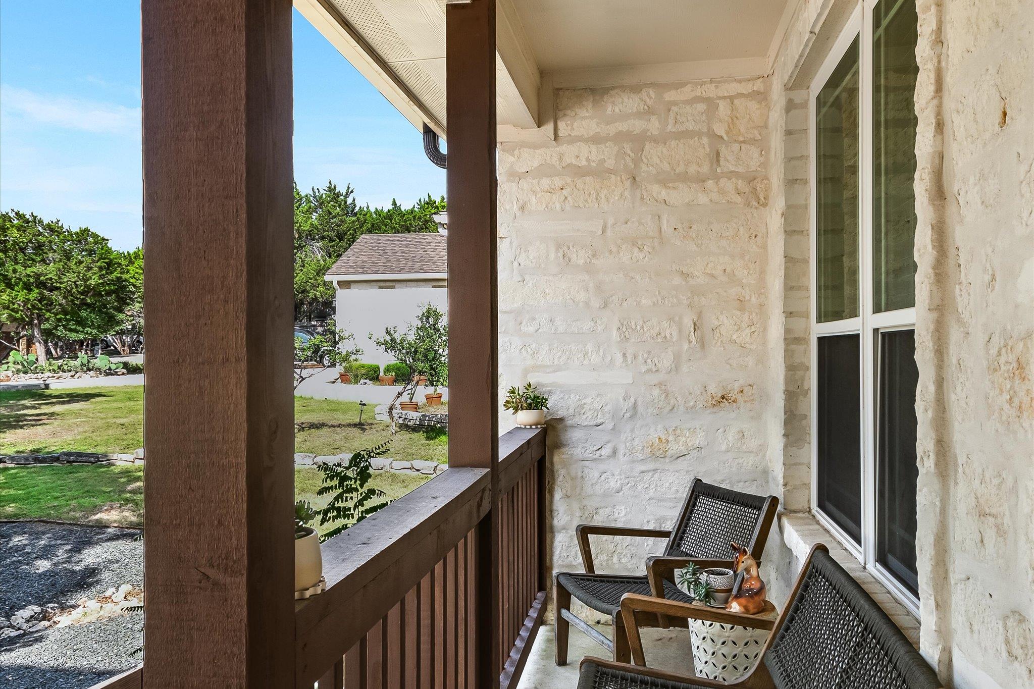 7 Redwood CIR