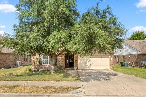 Photo of 135 Justin Leonard DR, Round Rock, TX 78664 (MLS # 6585648)