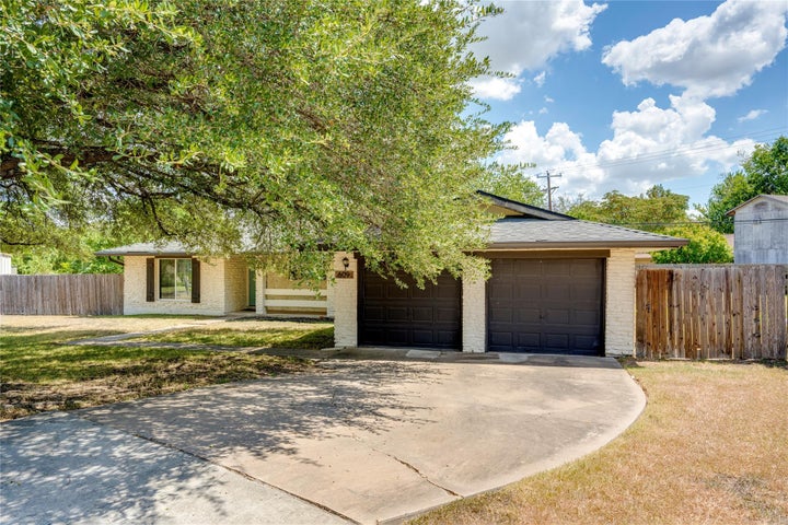 Photo 1 of 40 — 609 Dove Haven DR, Round Rock, TX 78664