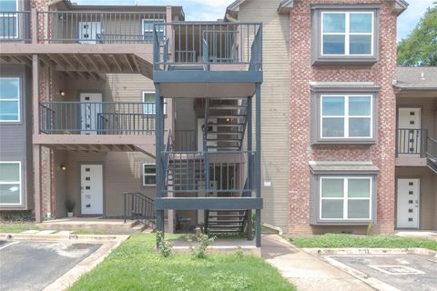 Tiny photo for 3604 Clawson RD #204, Austin, TX 78704 (MLS # 9617410)