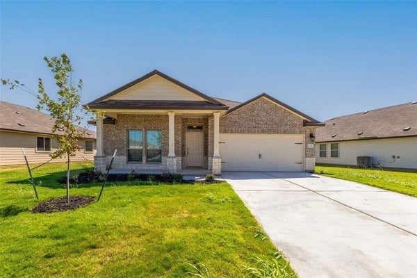 125 BREAK AVE, TAYLOR, TX 76574 - Image 8b717c3e54e81f9532d9c2ba32ccfd7c/584259033