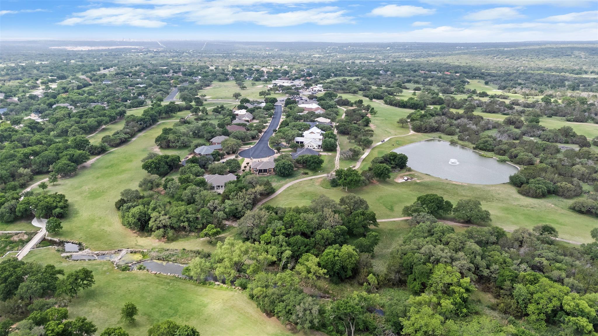 102 Vandeventer DR