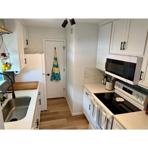 Tiny photo for 700 Nelray BLVD #101, Austin, TX 78751 (MLS # 5226086)