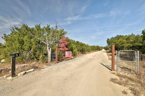 Tiny photo for 12424 Fitzhugh RD, Austin, TX 78736 (MLS # 1705419)