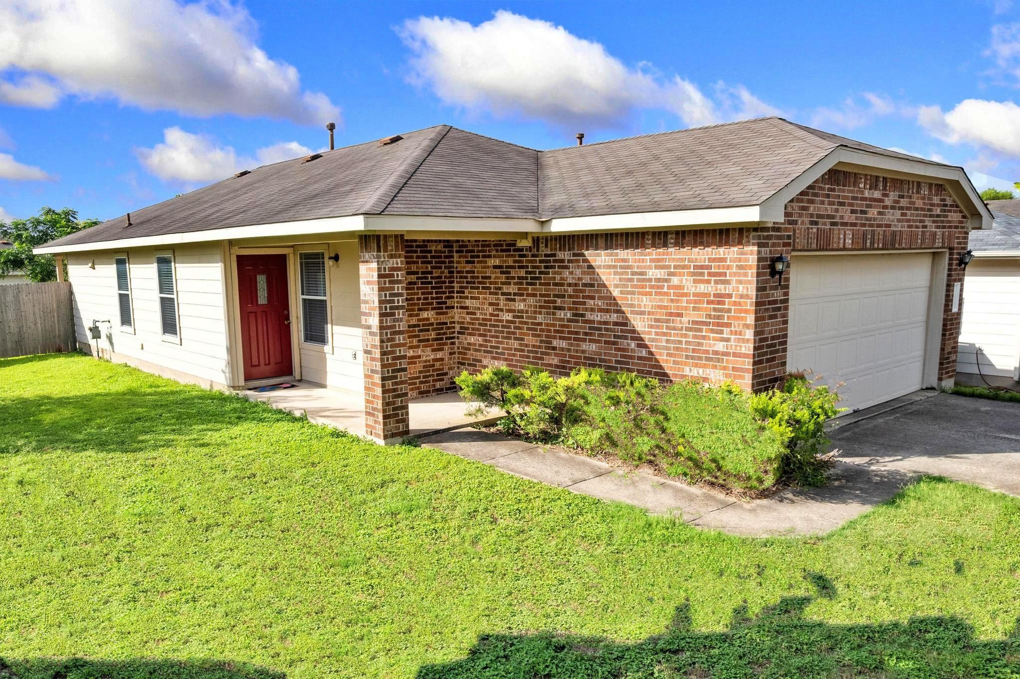 109 Onyx Lake DR