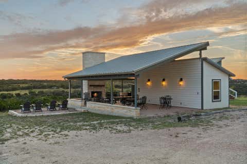 Photo of 365 Billy Sisson DR, Johnson City, TX 78636 (MLS # 1166164)