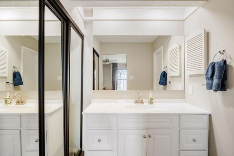 Tiny photo for 1748 Ohlen RD #14, Austin, TX 78757 (MLS # 9154257)