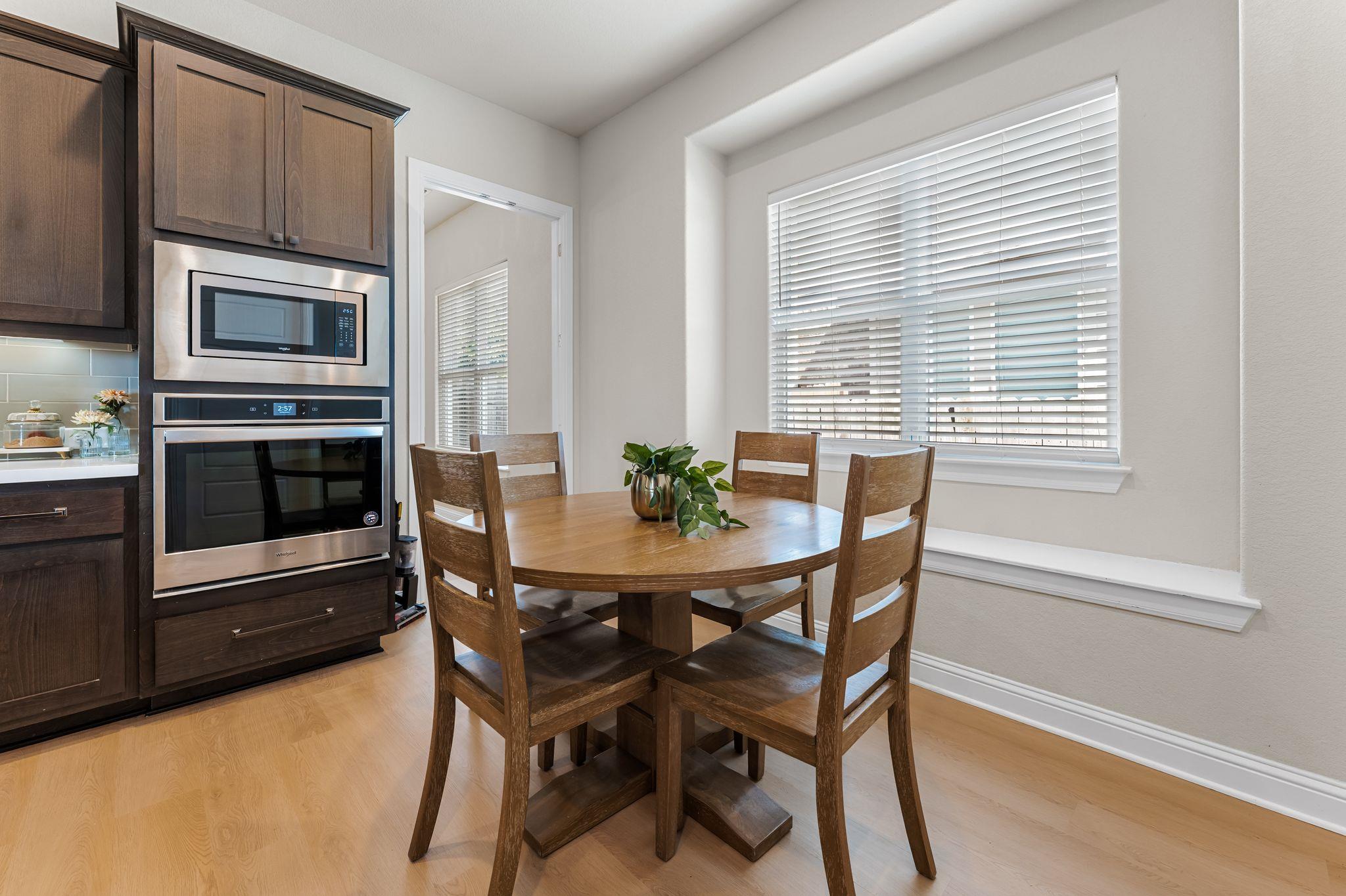 6809 Catania LOOP