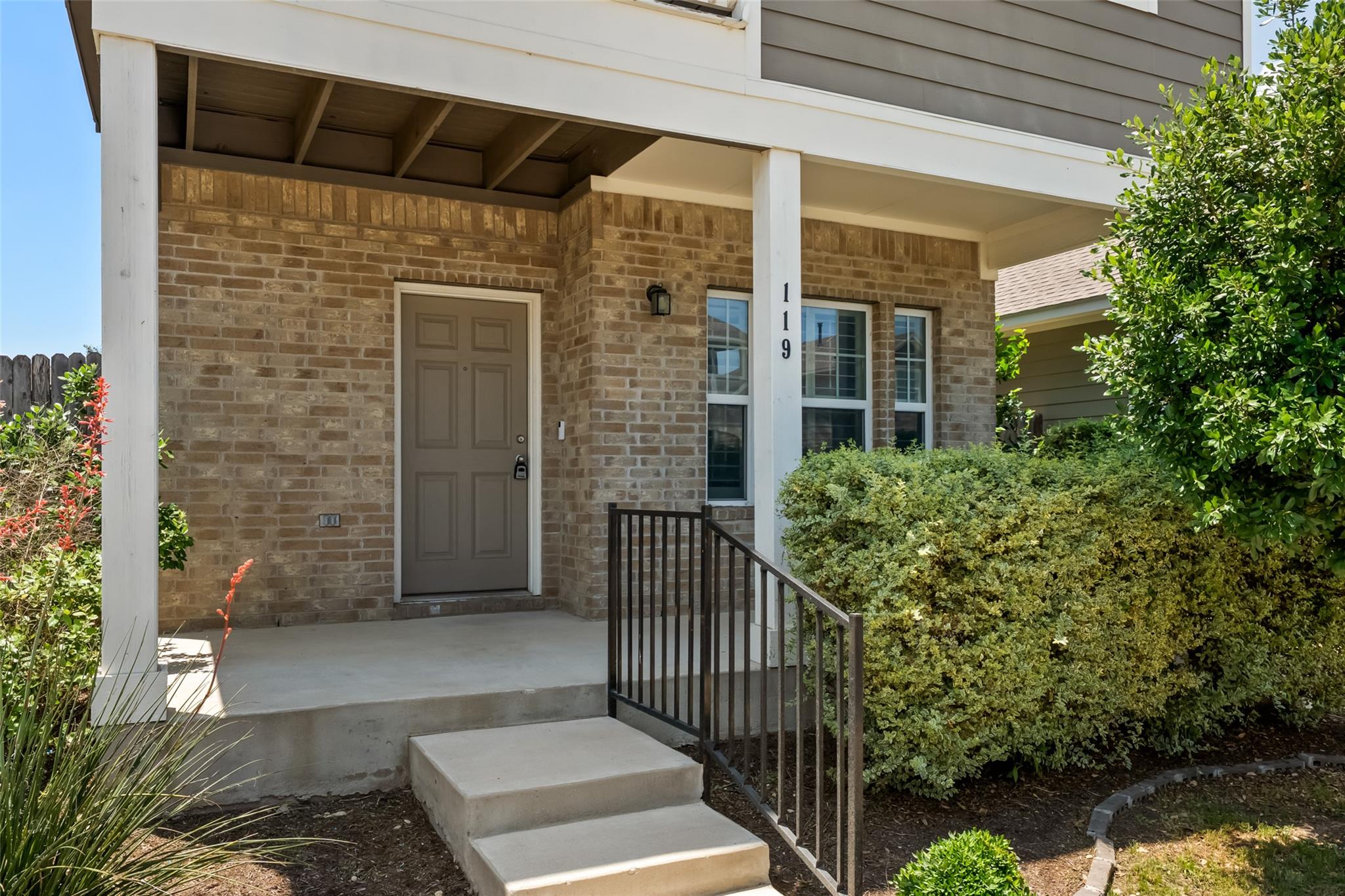 119 Frasier DR
