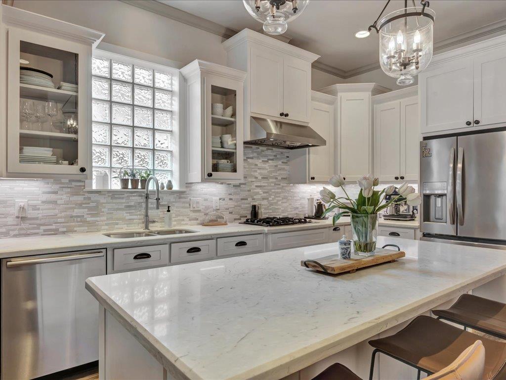 3425 Summer Hill CIR