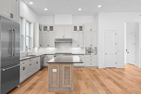 Tiny photo for 1719 Spyglass DR #16, Austin, TX 78746 (MLS # 6938278)