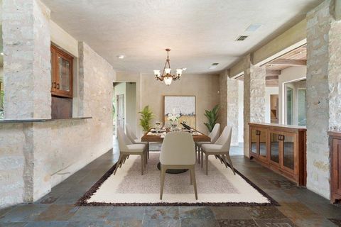 Tiny photo for 24736 Travis Lakeside CV, Spicewood, TX 78669 (MLS # 5158854)