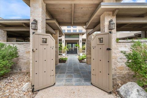 Tiny photo for 24736 Travis Lakeside CV, Spicewood, TX 78669 (MLS # 5158854)