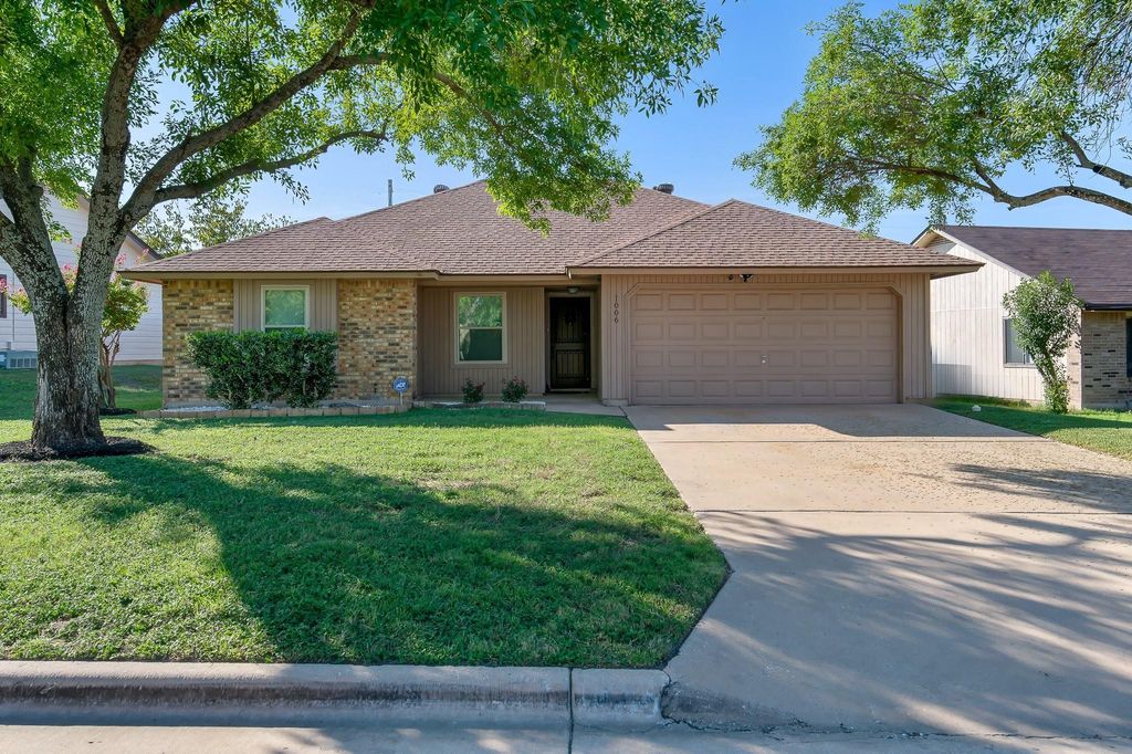 Photo for 1006 Cresswell DR, Pflugerville, TX 78660 (MLS # 2208891)