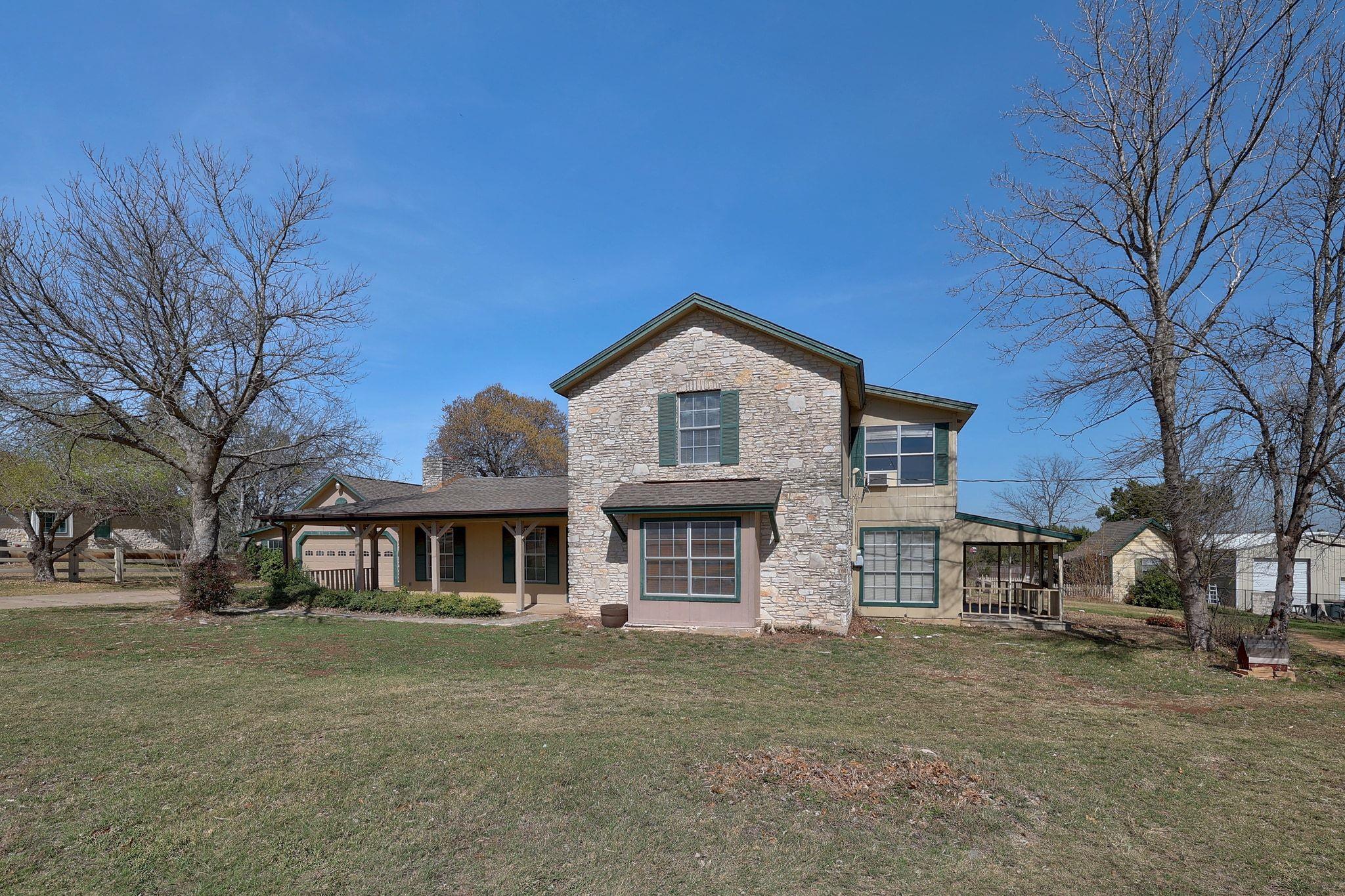 3908 Lone Oak TRL