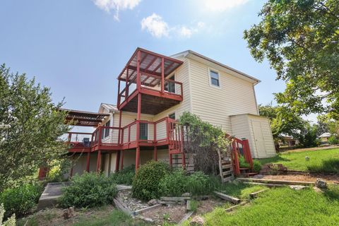 A home in Canyon Lake