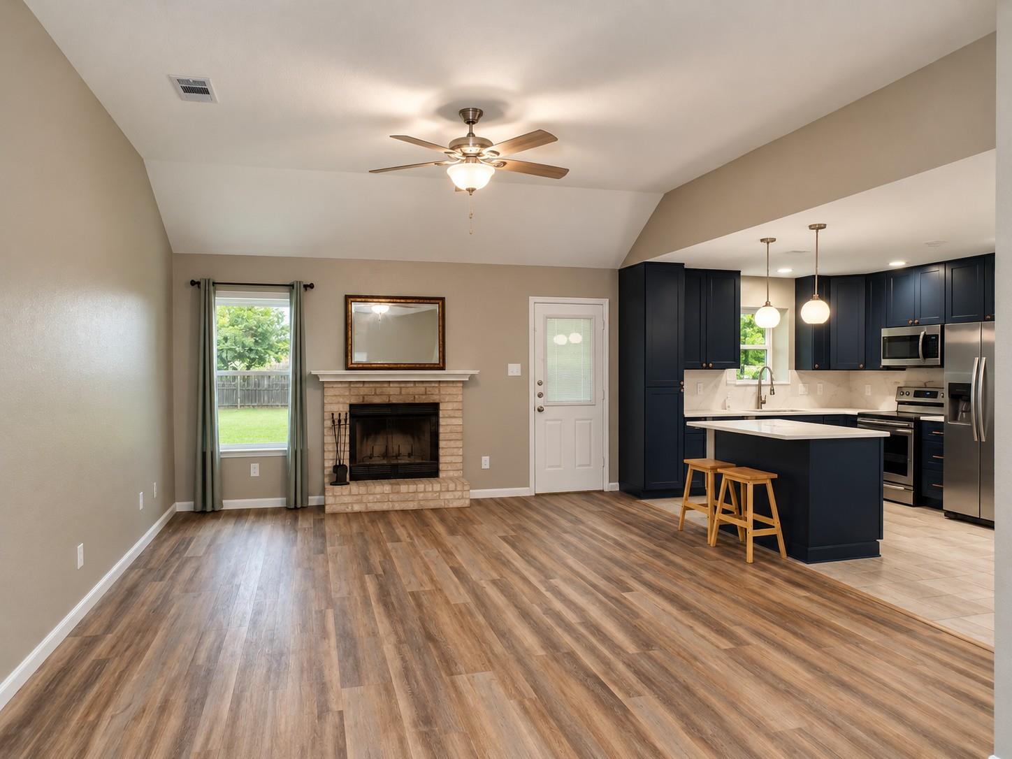 3903 Water Oak DR