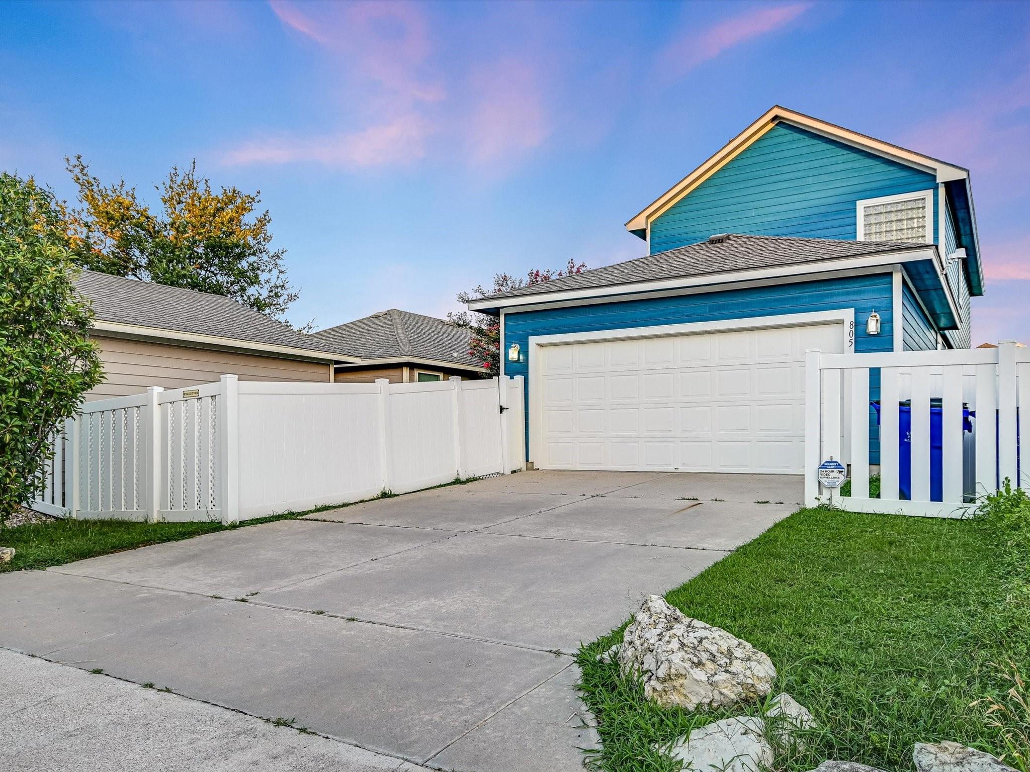 Cedar Park, Texas 78613, United States, 3 Bedrooms Bedrooms, ,3 BathroomsBathrooms,Residential,Pending,53757