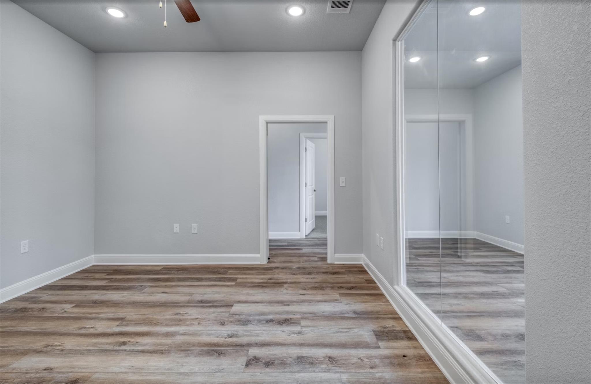 2200 N AW Grimes 410