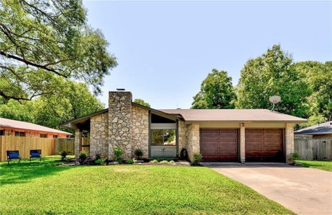 Photo of 10605 Golden Quail DR, Austin, TX 78758 (MLS # 8769252)