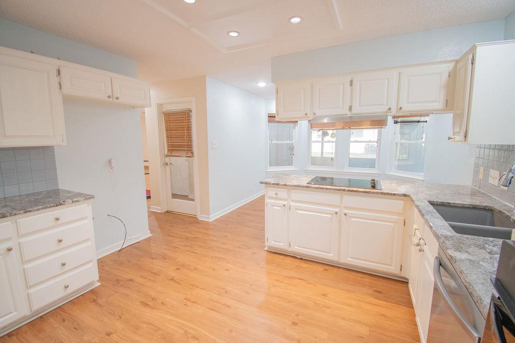 6 Fairview DR