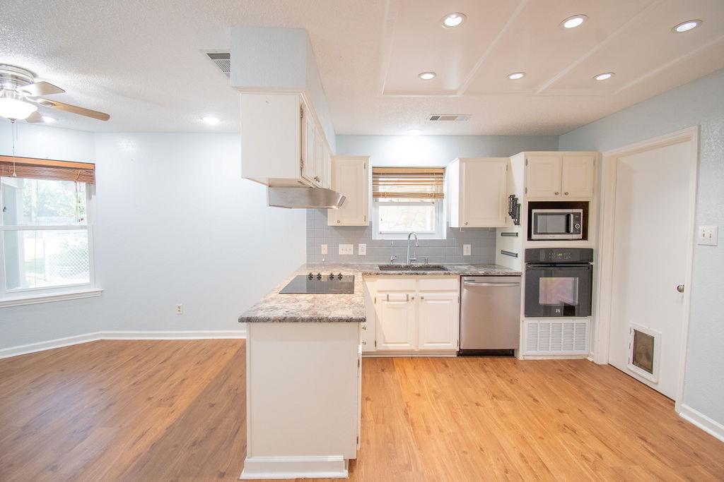 6 Fairview DR