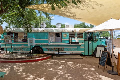Tiny photo for 2305 E 8th ST, Austin, TX 78702 (MLS # 3697727)