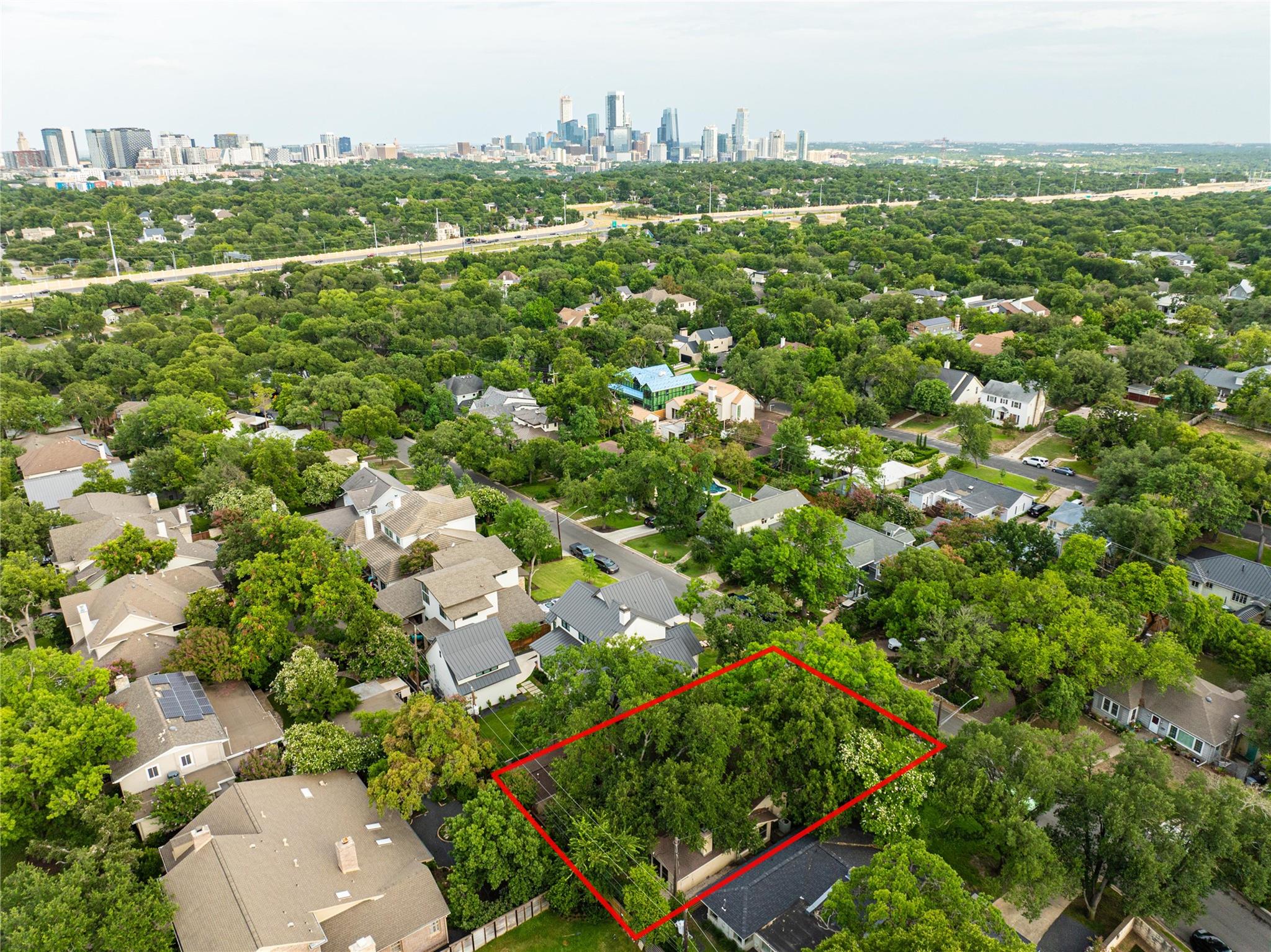 2302 Greenlee DR