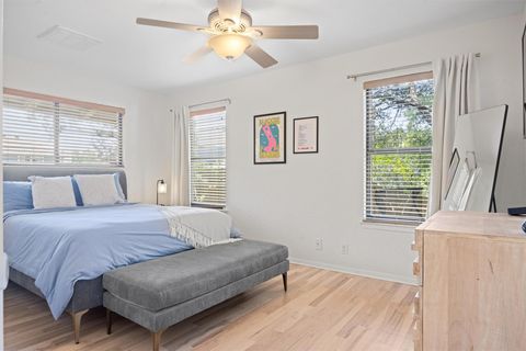 Tiny photo for 3902 Knollwood DR #A, Austin, TX 78731 (MLS # 8916606)