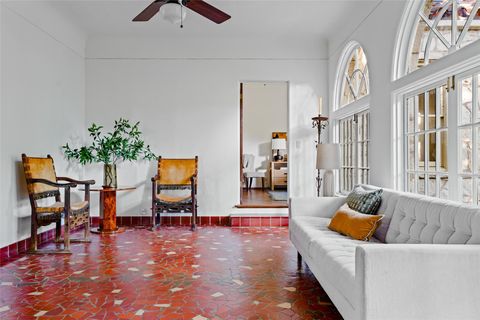 Tiny photo for 806 Rosedale TER, Austin, TX 78704 (MLS # 9785147)