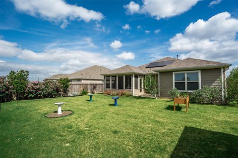 Photo of 304 Hibiscus DR, Hutto, TX 78634 (MLS # 8952141)