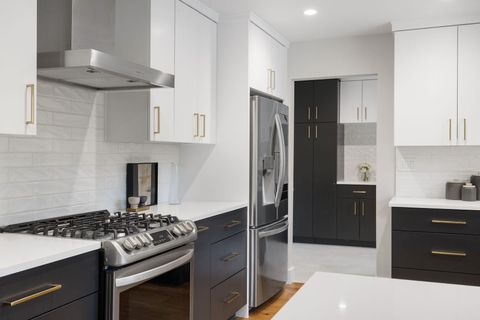 Tiny photo for 2615 Barton Hills DR, Austin, TX 78704 (MLS # 3880789)