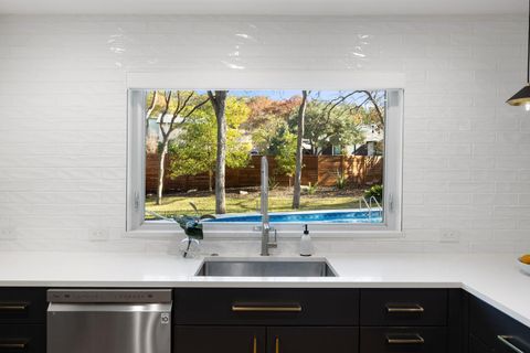 Tiny photo for 2615 Barton Hills DR, Austin, TX 78704 (MLS # 3880789)