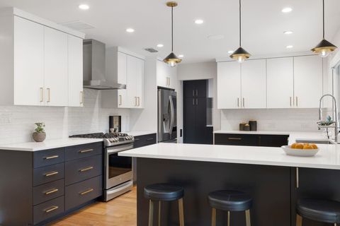 Tiny photo for 2615 Barton Hills DR, Austin, TX 78704 (MLS # 3880789)